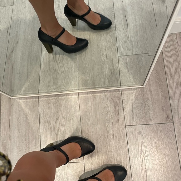 Camper Mary Jane Heels - Picture 4 of 14